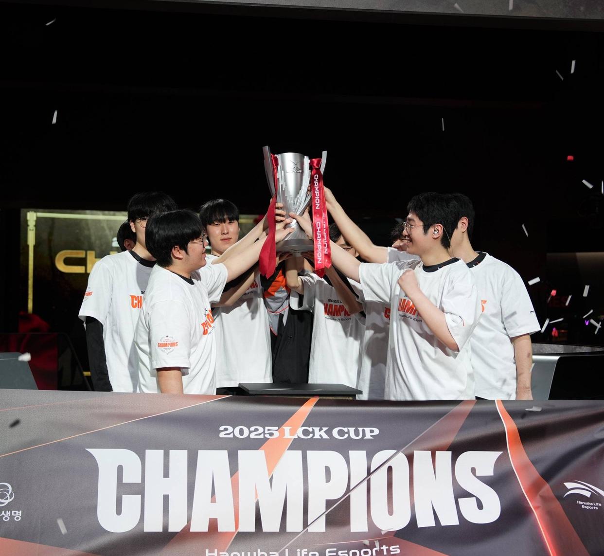 CLG力克FNC,Ming关键团战开团秒人宿命之战半决赛,锁定晋级资格 CLG力克FNC,Ming关键团战开团秒人宿命之战半决赛,锁定晋级资格