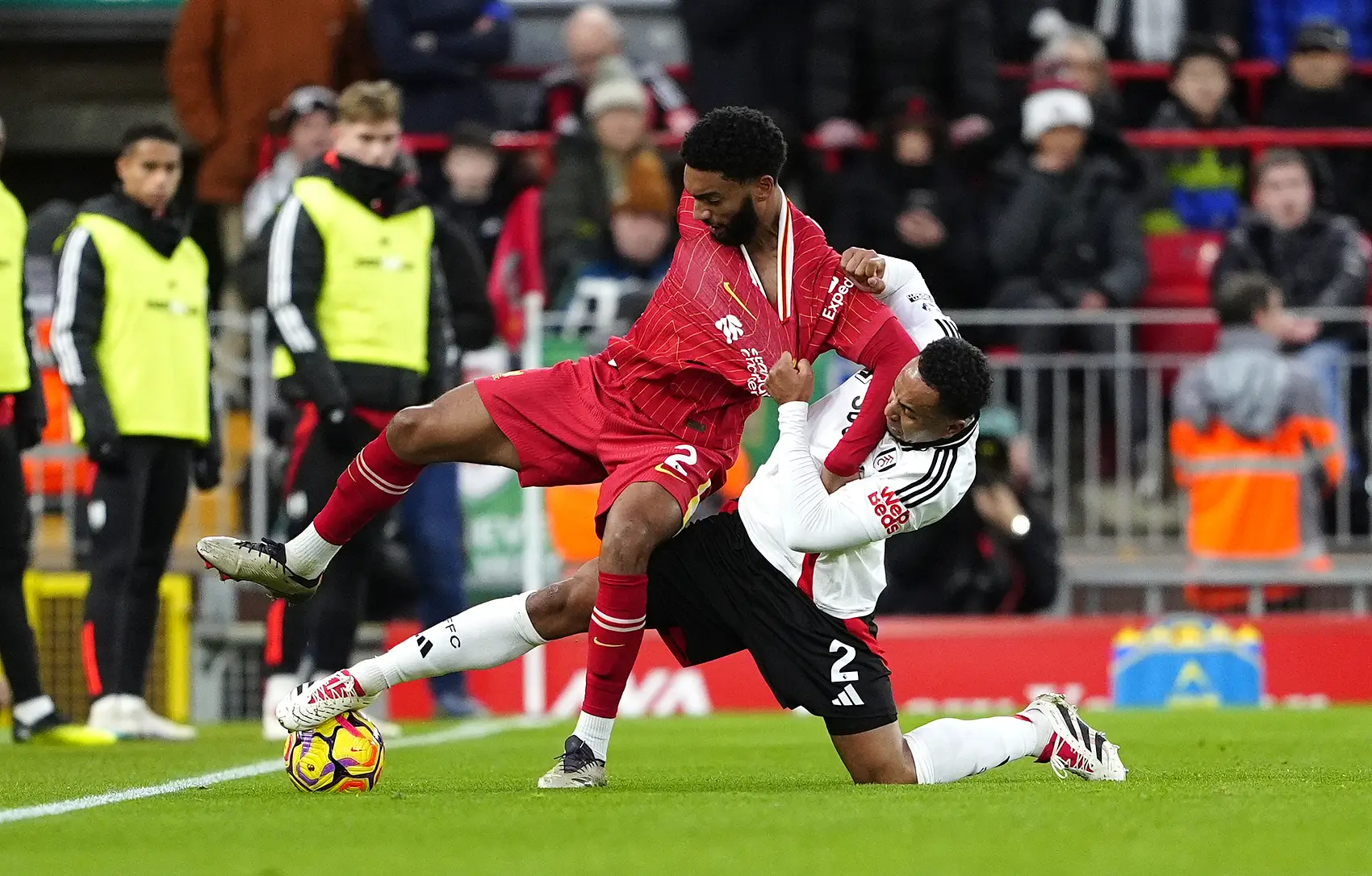 包含威廉姆斯完胜梅赛德斯,佩雷兹关键制胜的词条 包含威廉姆斯完胜梅赛德斯,佩雷兹关键制胜的词条