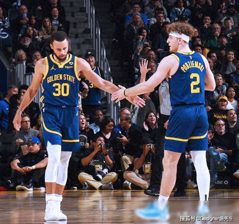 爵士鏖战湖人,麦科勒姆高光表现 爵士鏖战湖人,麦科勒姆高光表现