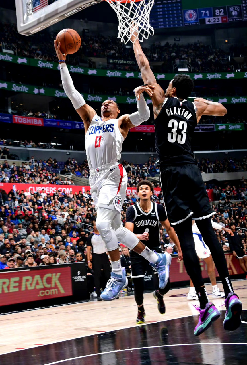 青岛队逆转篮网，伦纳德刷新纪录