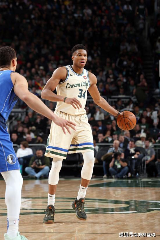 天津队力克上海队,字母哥扛起全队 天津队力克上海队,字母哥扛起全队