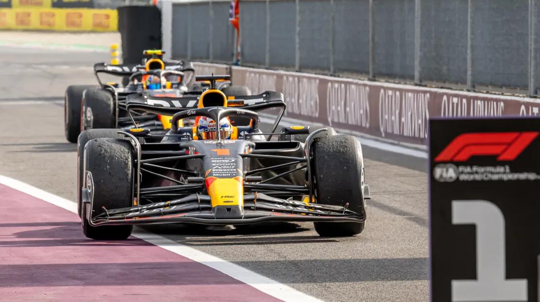 梅赛德斯逆转红牛车队,阿隆索关键制胜 梅赛德斯逆转红牛车队,阿隆索关键制胜