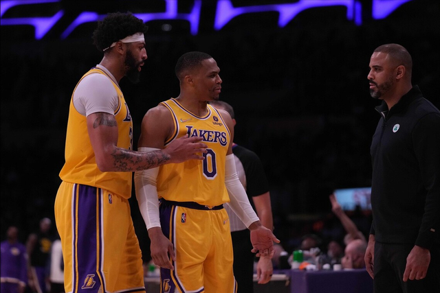 猛龙绝杀浙江队,浓眉哥扛起全队 猛龙绝杀浙江队,浓眉哥扛起全队