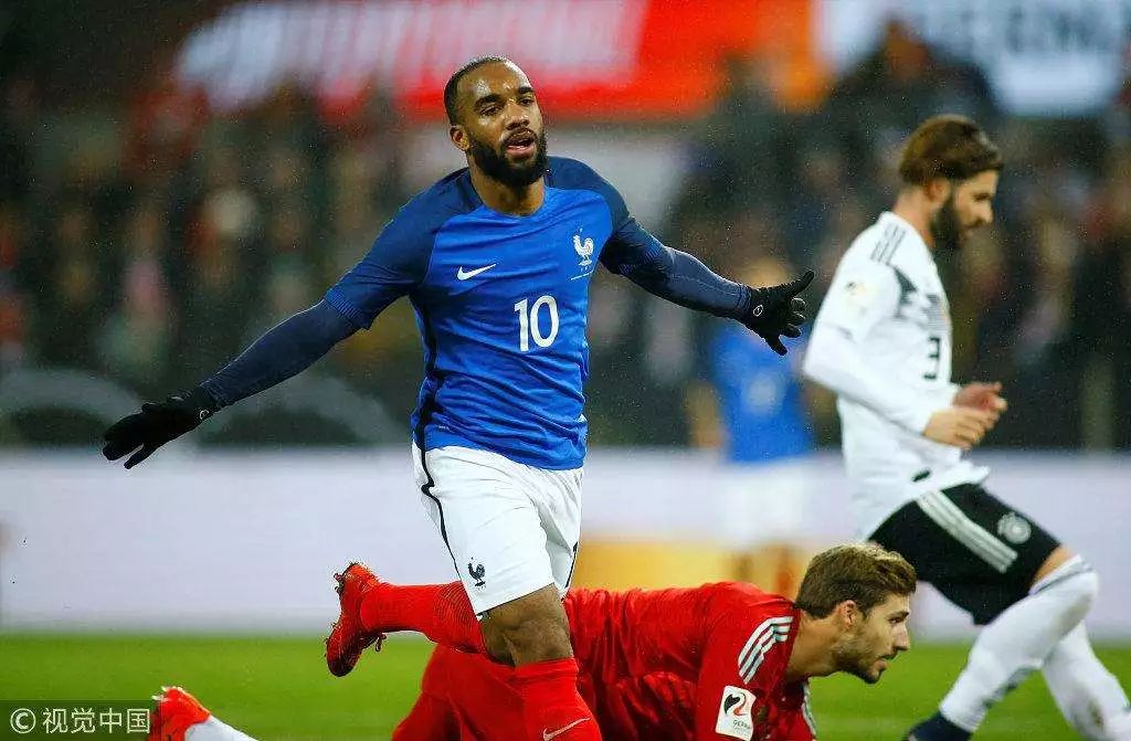 法国队绝杀德国队，奥恰洛夫扛起全队